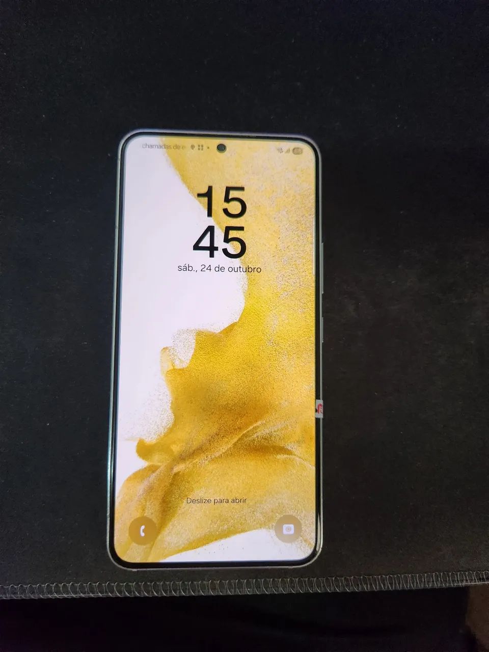 Samsung s22 white