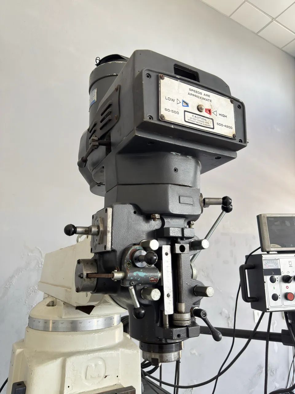 Fresadora Sunlike ISO 40 - Totalmente reformada  - Foto 3