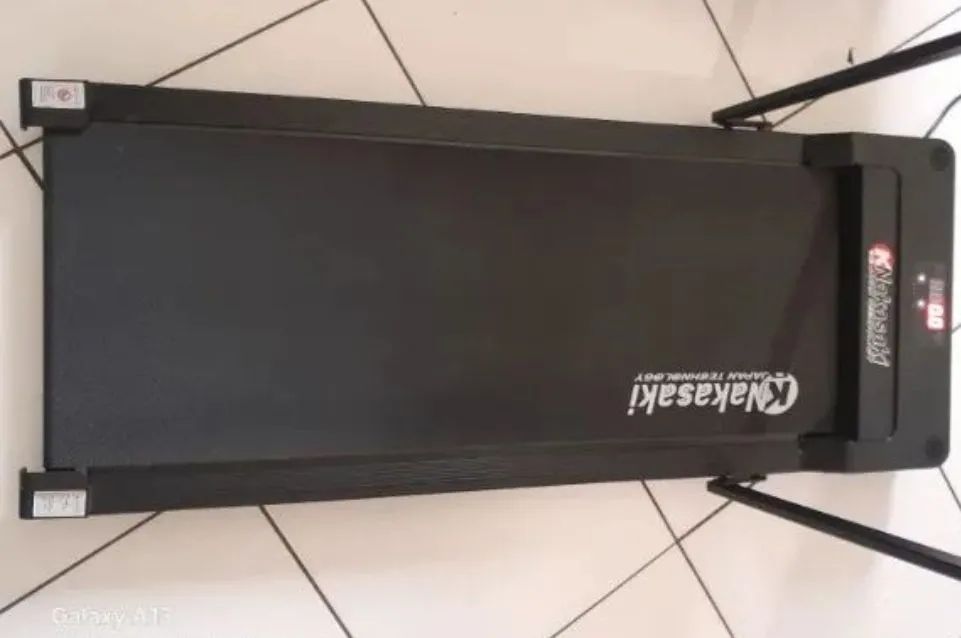 VENDO ESTEIRA SEMI NOVA AUTOMÁTICA E BIVOLT - Foto 5
