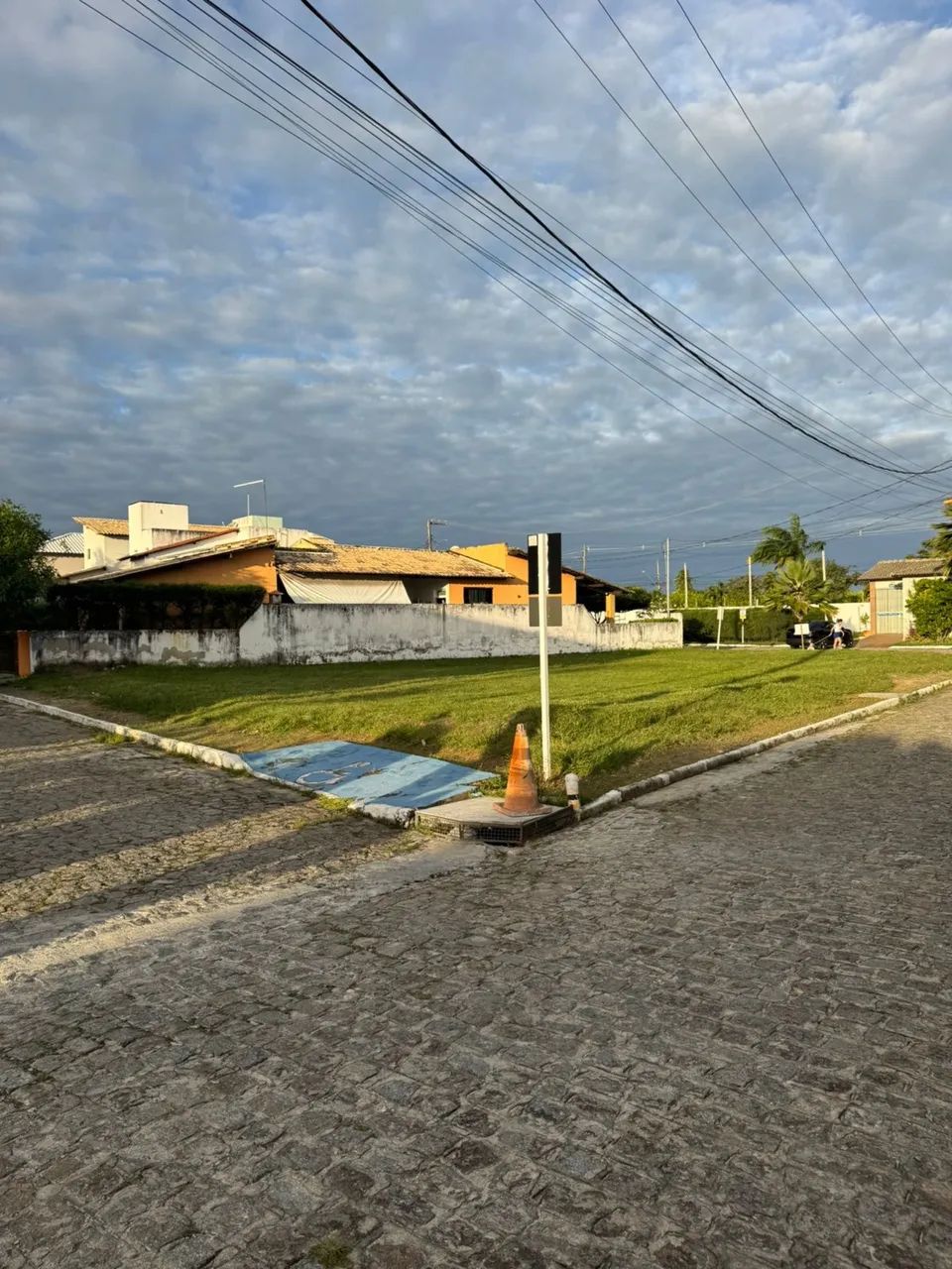 Lote de esquina com 460 m² em condomínio  - Foto 5