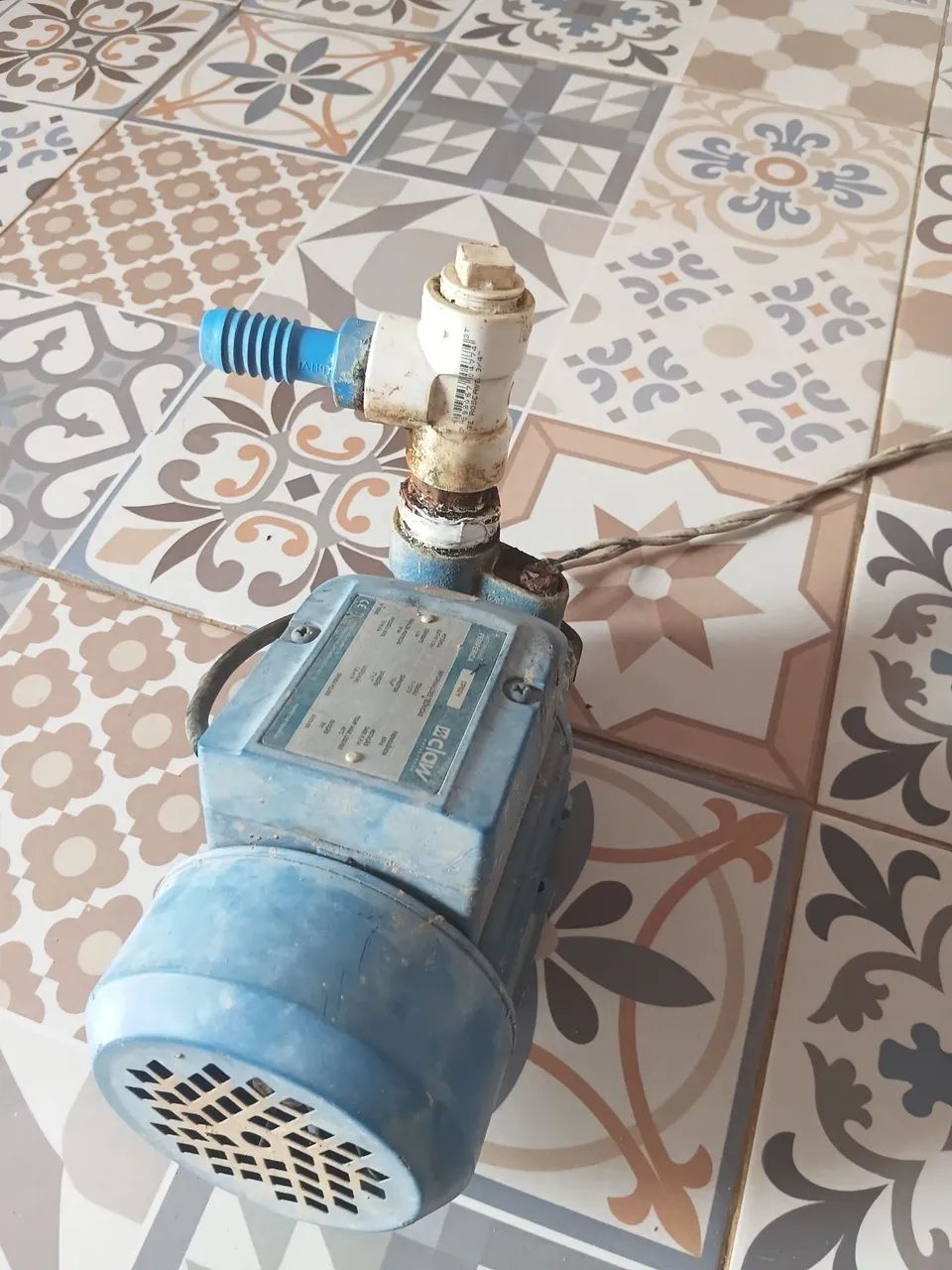 Vendo bomba PERIFÉRICA funcionando perfeitamente 