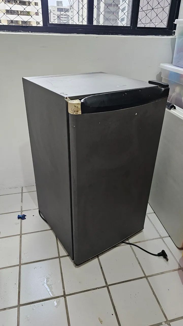 Frigobar consul 121L usado