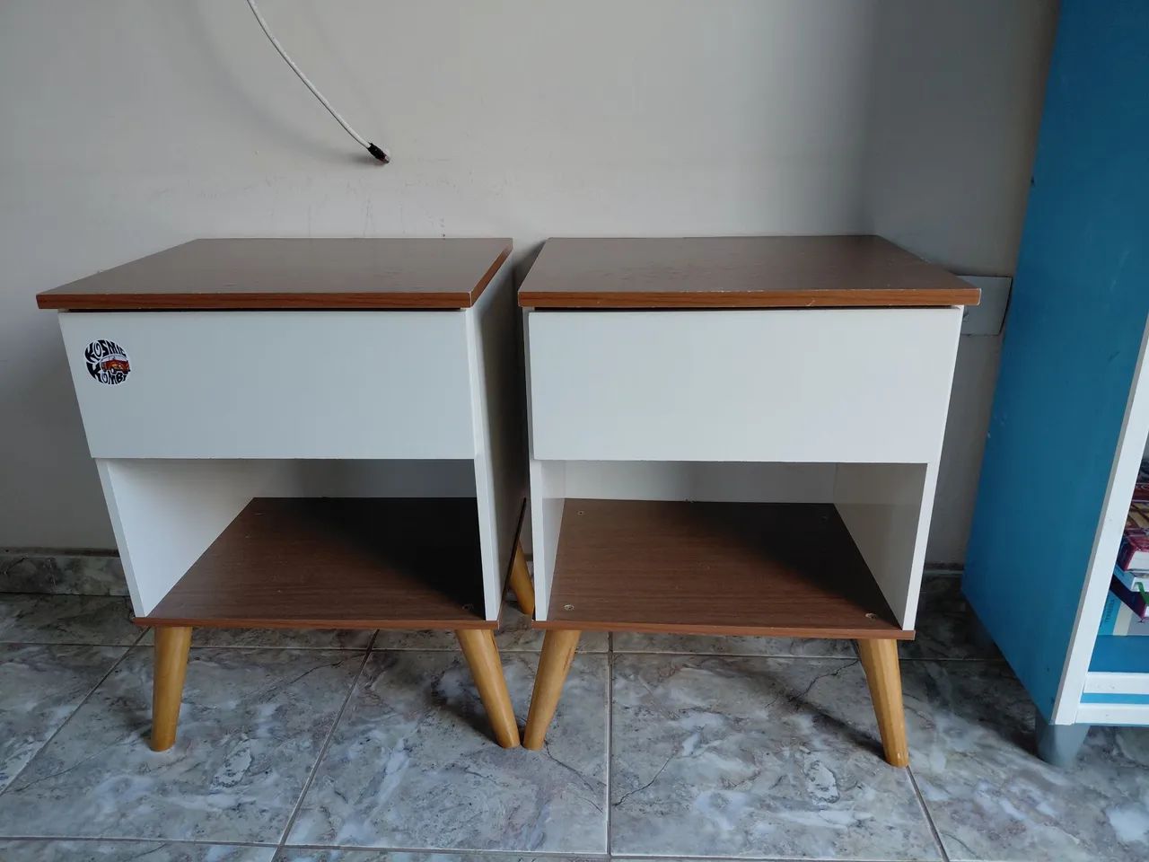 Kit 2 mesa de cabeceira