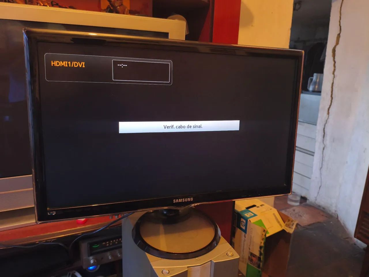 Tv Samsung 27" polegadas FULL HD - com controle - Foto 2