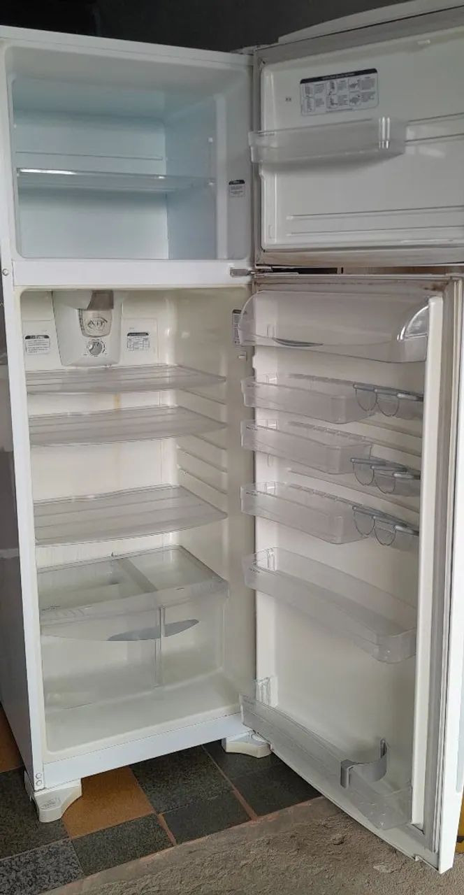 Geladeira - Foto 2