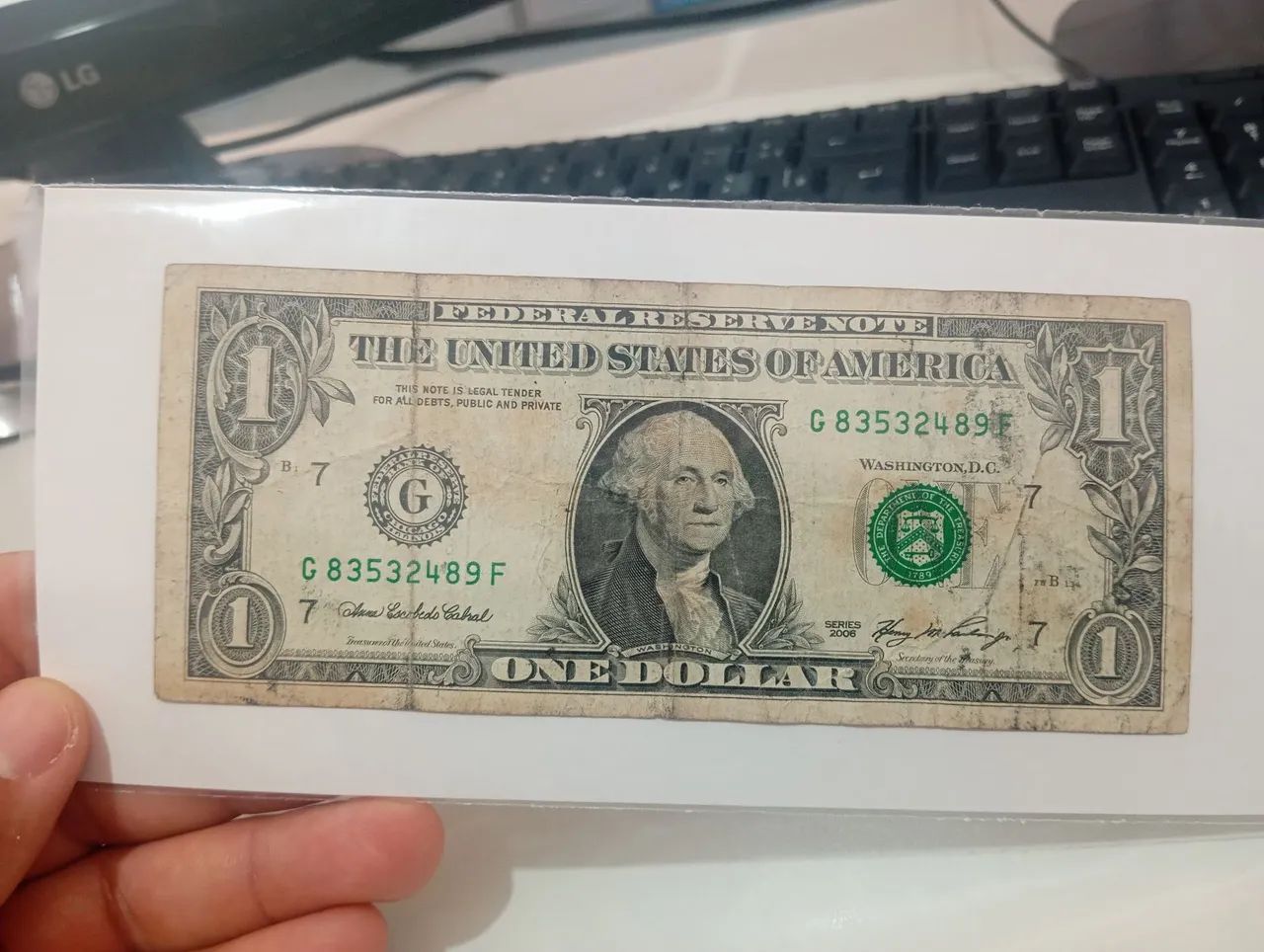 1 DÓLAR 