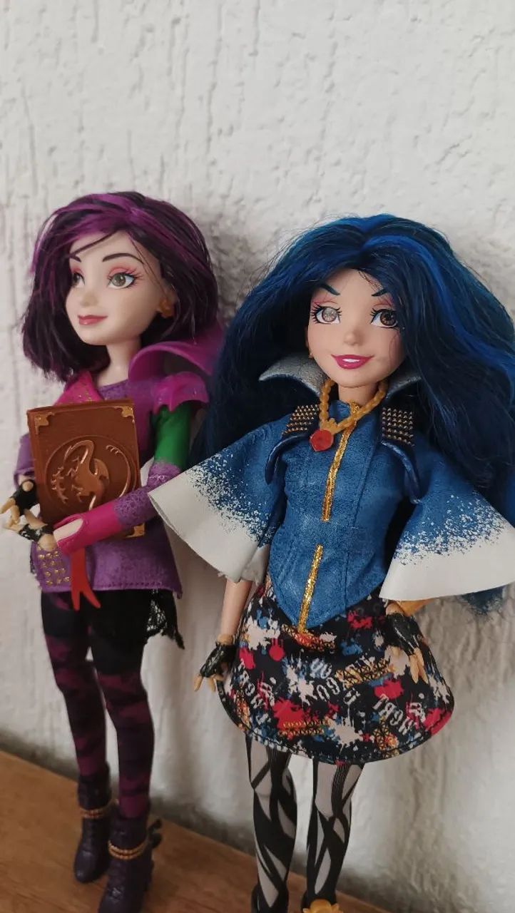 Bonecas Descendentes completas - Mal e Evie - Foto 2