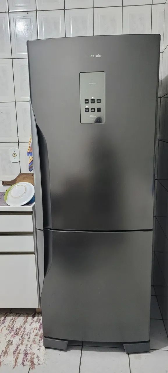 Vendo geladeira Panasonic 