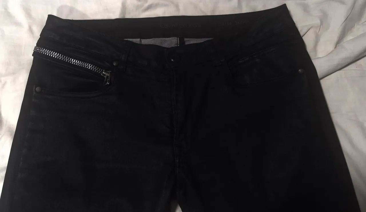 Calça masculina esporte fino (nova) da Calvin Klein, com preço imperdível 