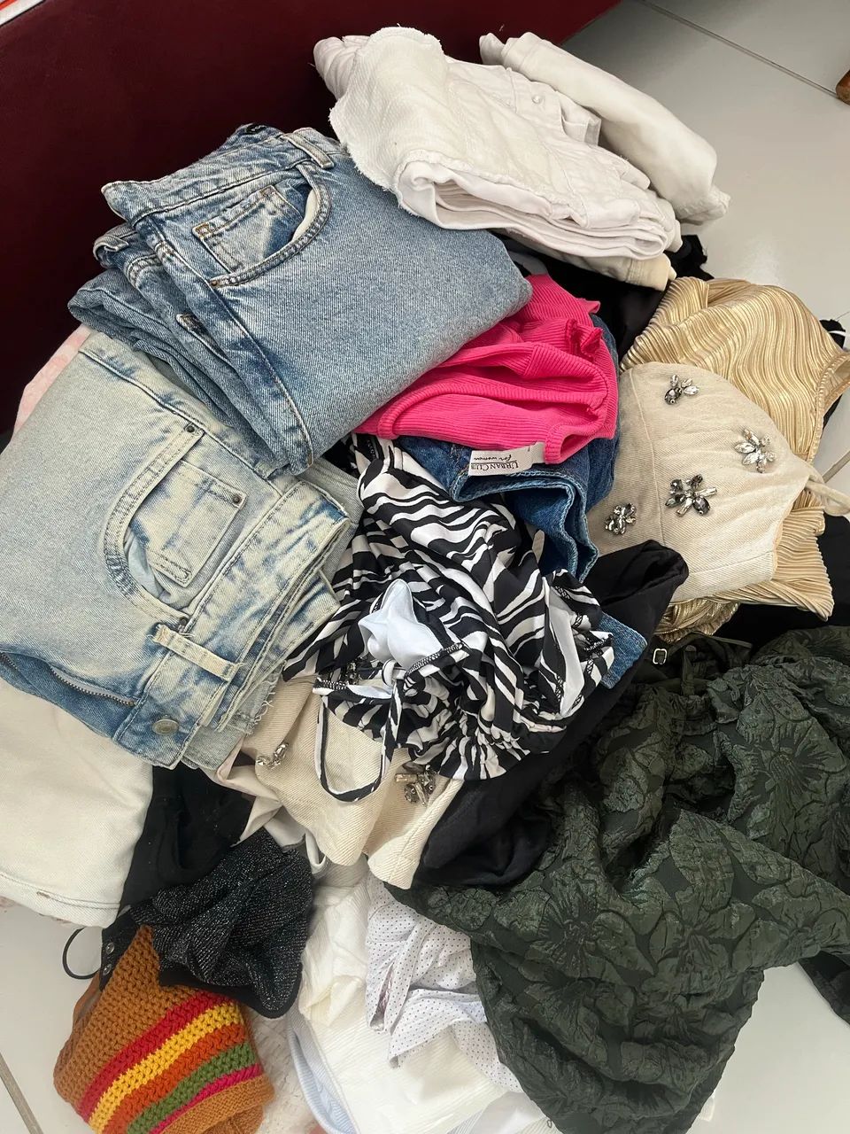 60 peças de roupas para brechó/bazar