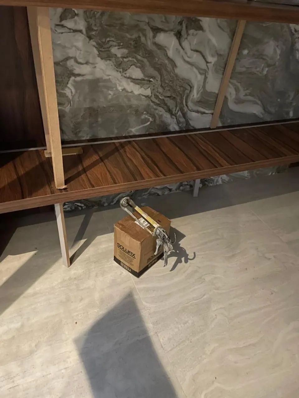 Pessoa para trabalhar com acabamento na instalação de portas e rodapés. - Foto 2