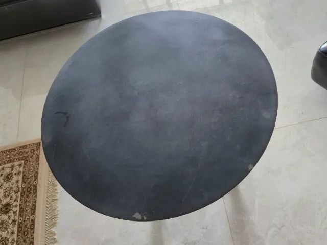 Mesa redonda + 2 cadeiras / Ideal para varanda ou ambiente interno. - Foto 2