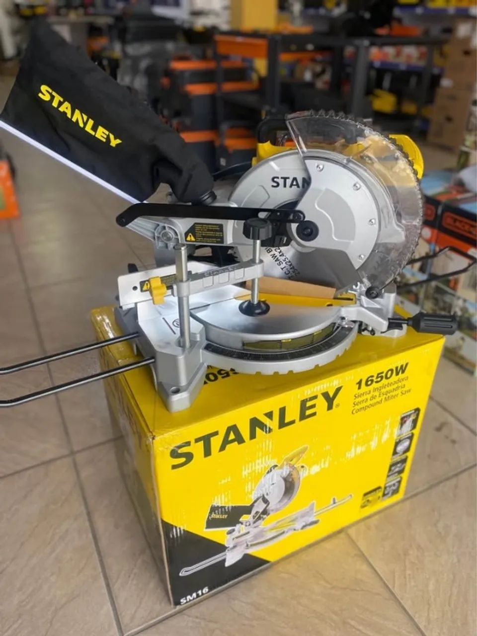 Serra de Esquadria Stanley - 1650w 220v - Entrega Gratis