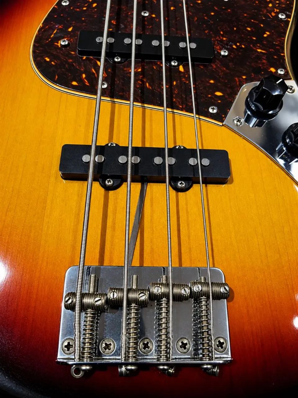 fender japan