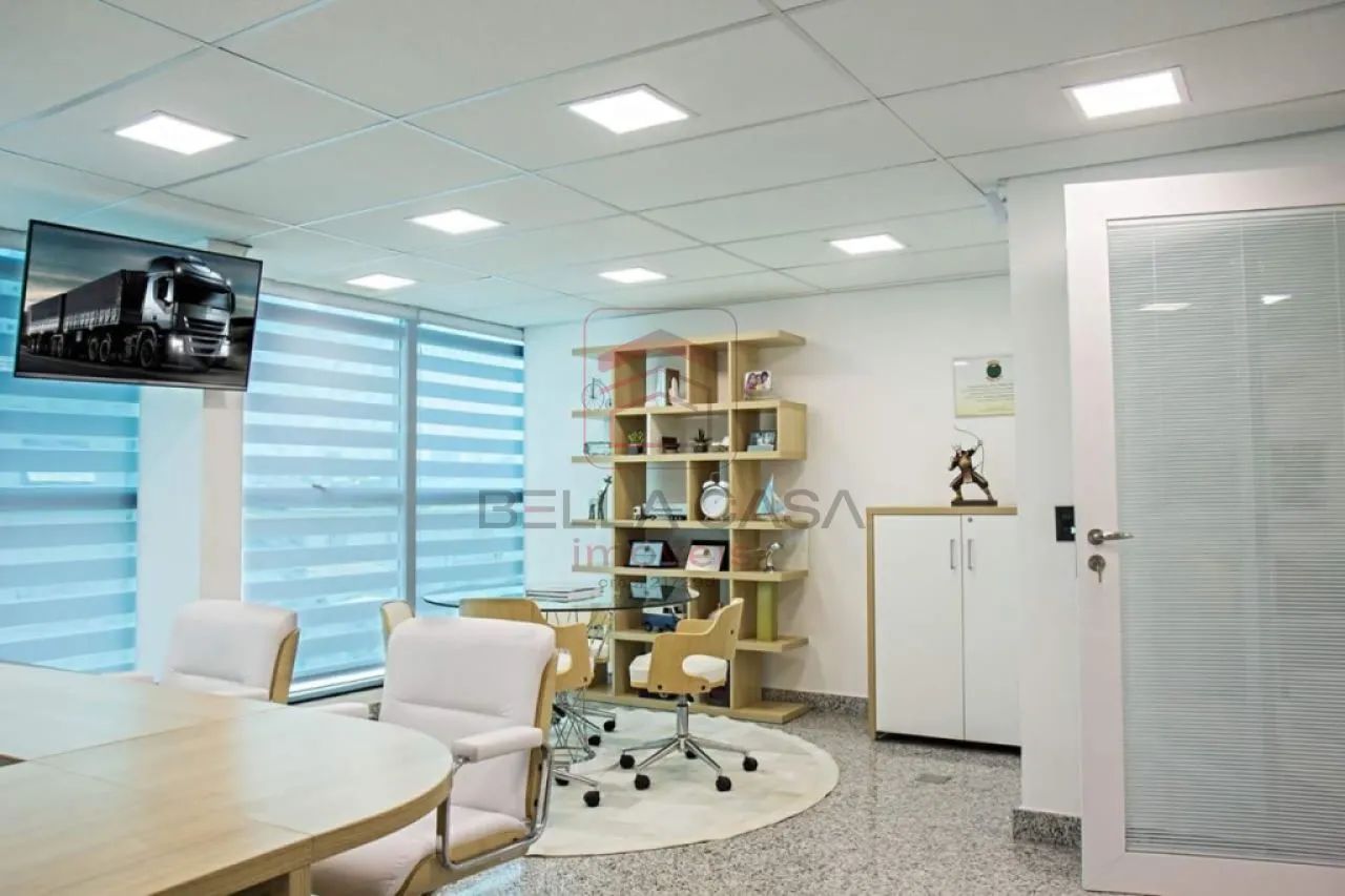 123,06 m² - Excelente sala comercial, sem os móveis, com ar condicionado, 3 banheiros - Foto 2