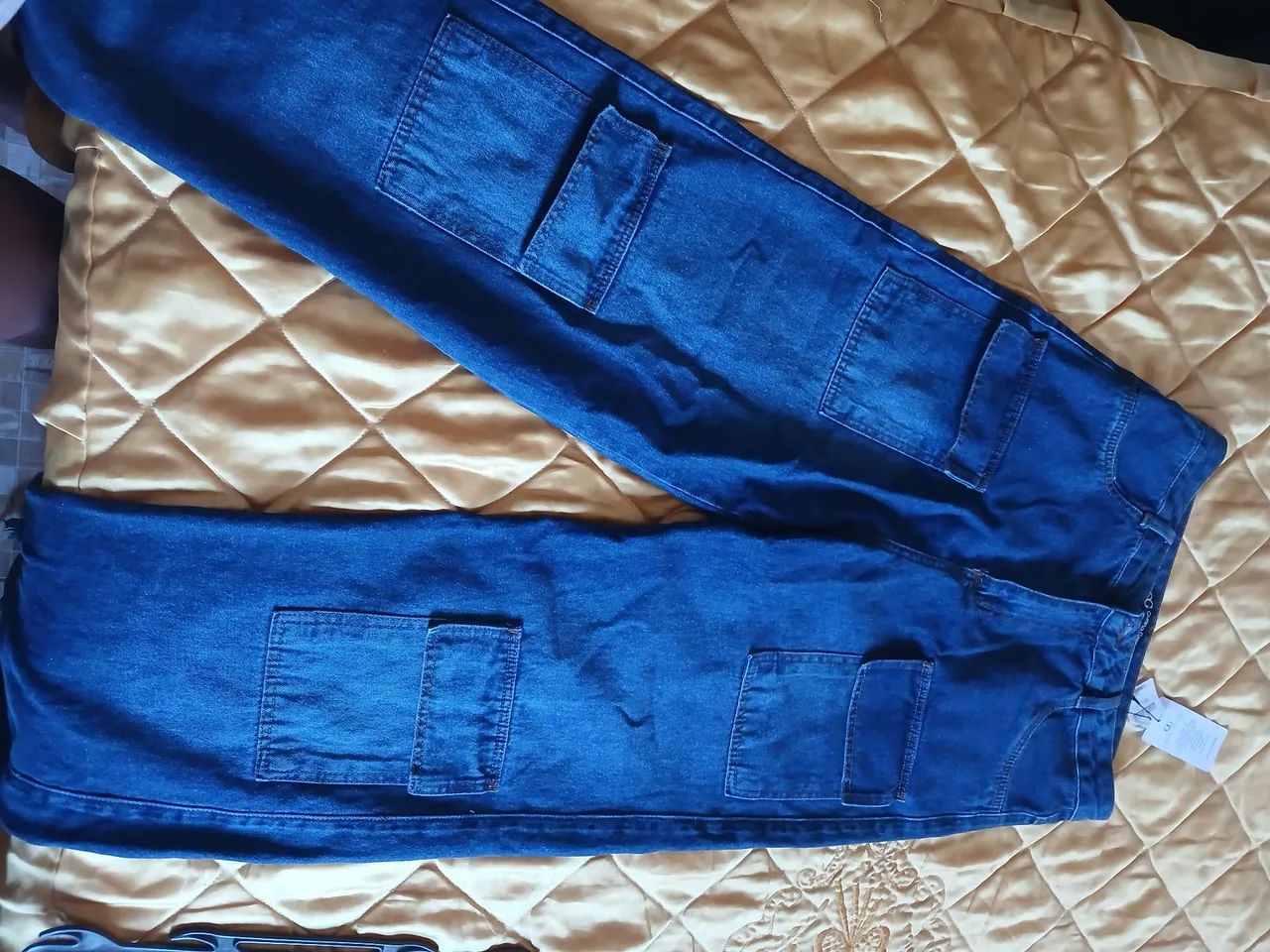 Vendo uma calça (42) nova nunca usada  - Foto 2