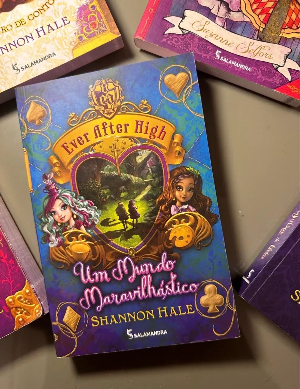 Livros Ever After High  - Foto 4
