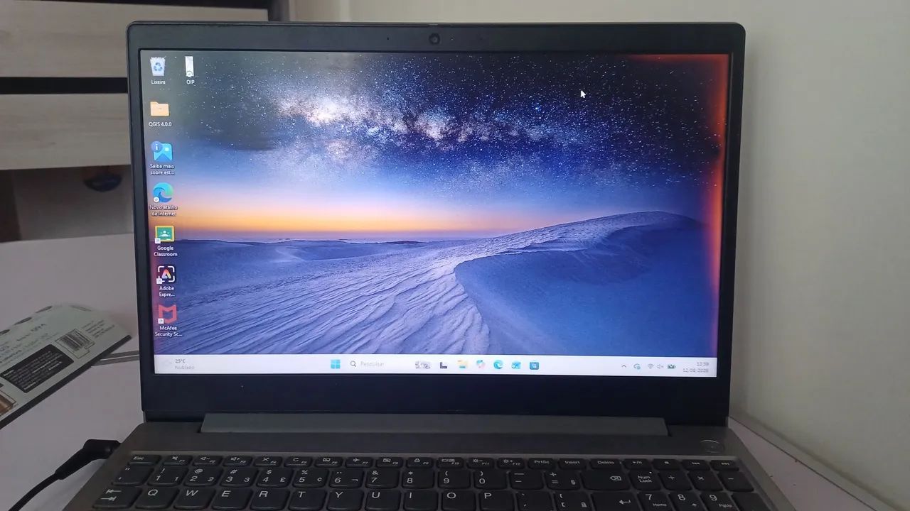 Notebook Lenovo i3  - Foto 4