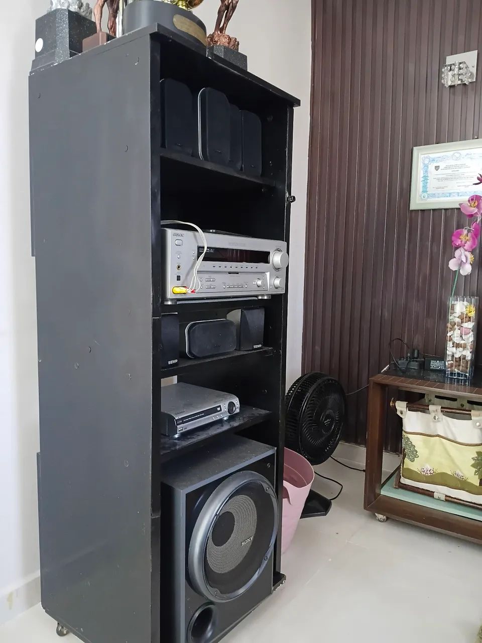 Som Sony vintage com sub woofer e caixas satélites