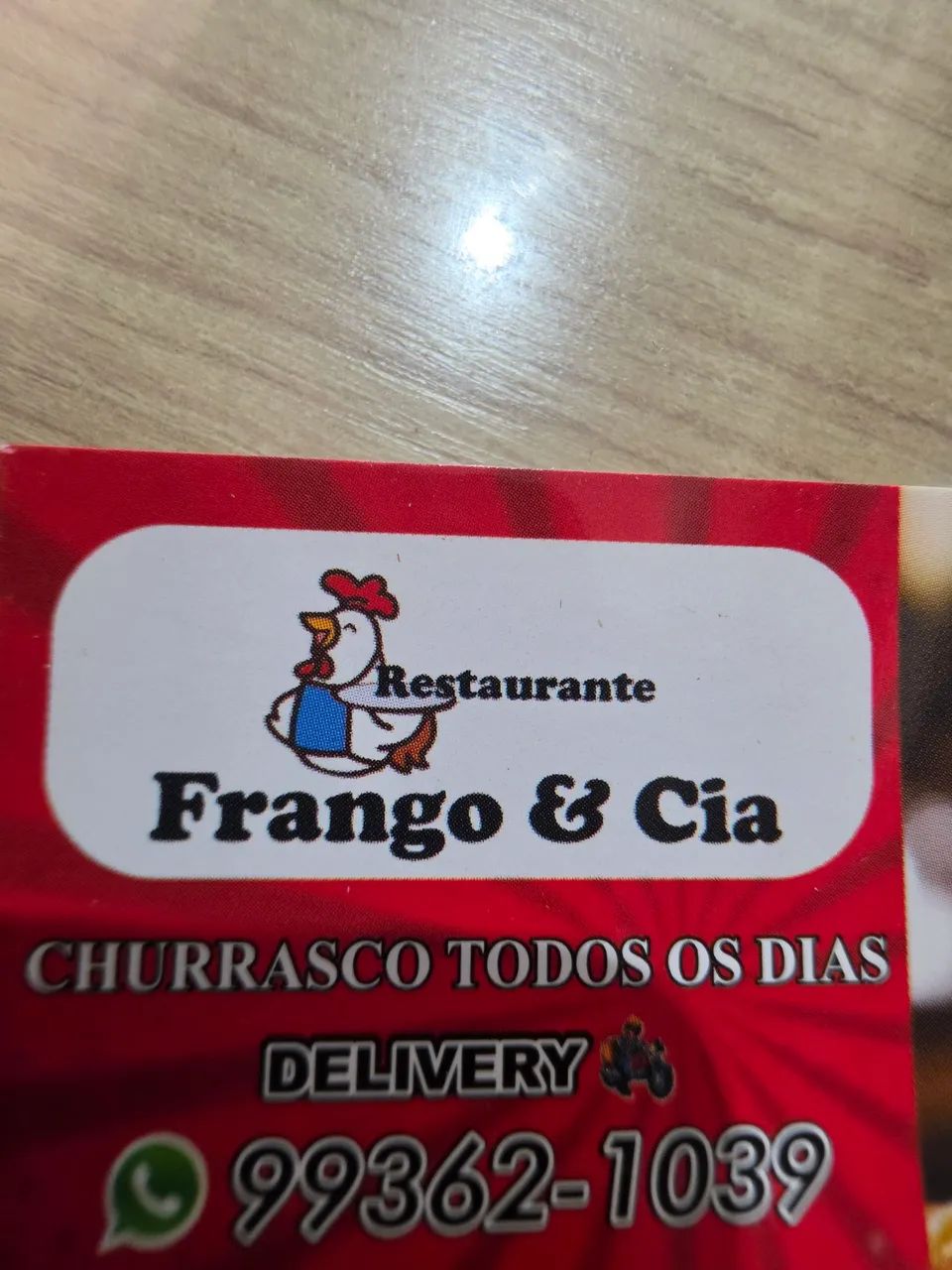Atendente em restaurante