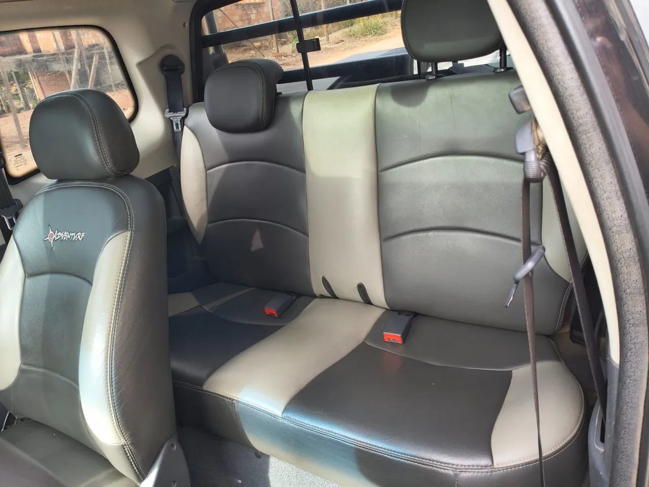 Fiat Strada Adventure1.8/ 1.8 Locker Flex CD 2010