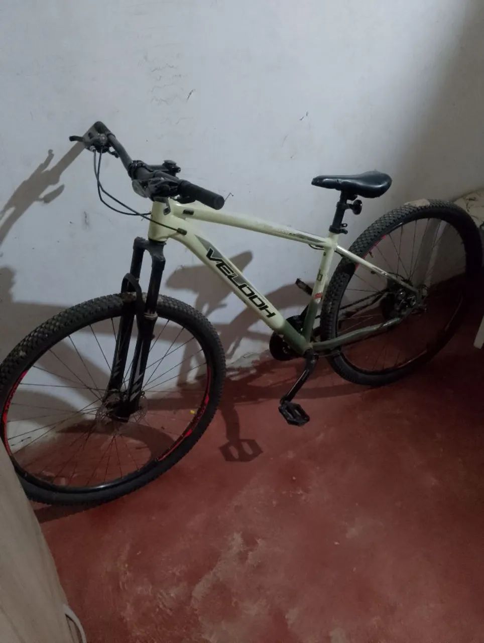Bicicleta aro 29  pra vender  - Foto 2