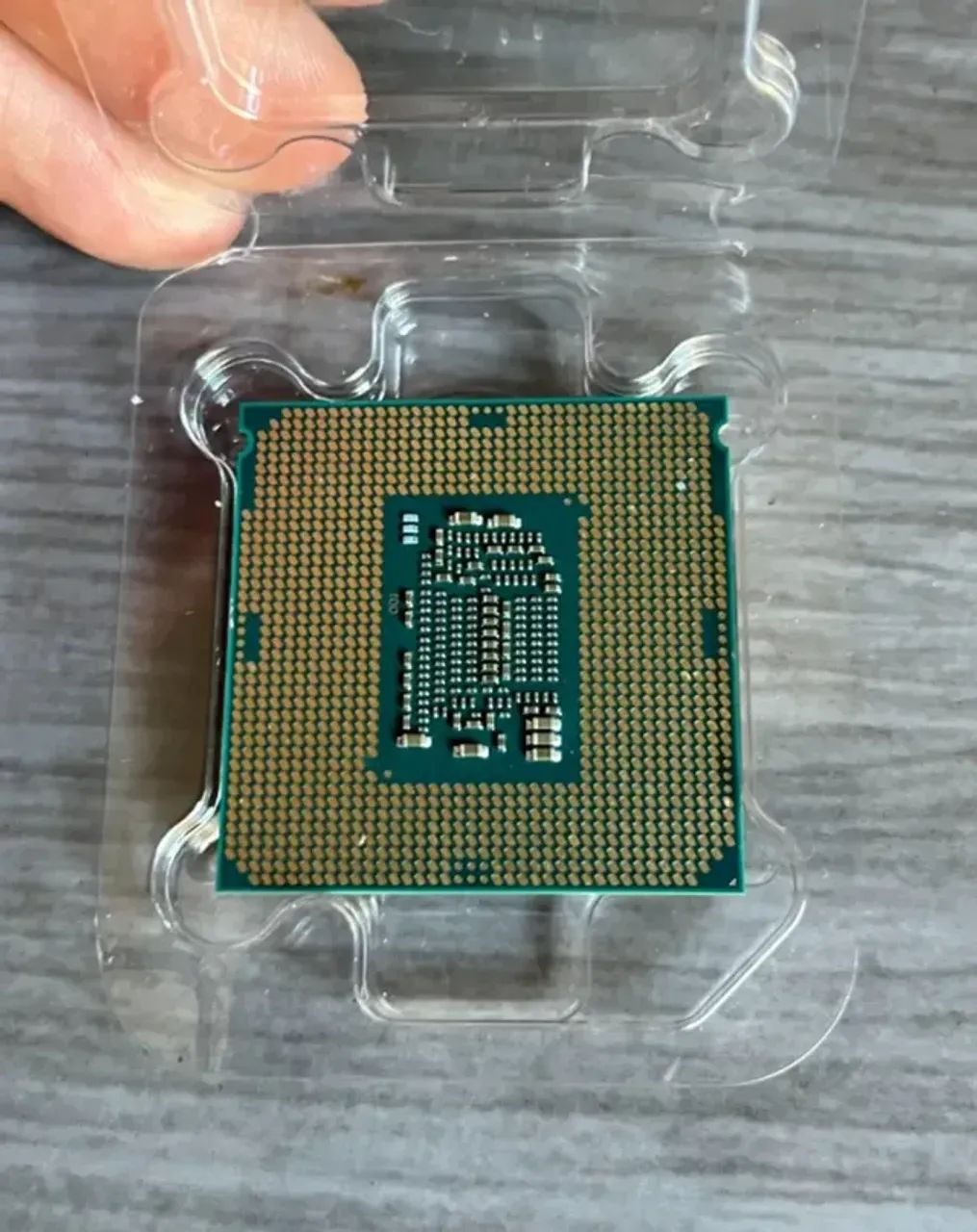 Processador Intel Core i3-8100 + Cooler (8ª Geração) - LGA 1151