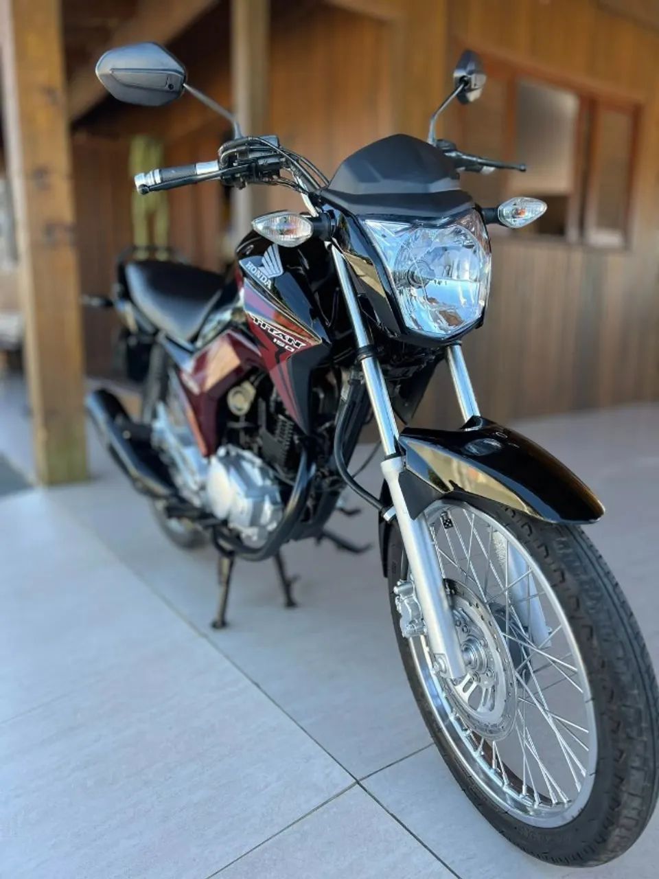 a CG 150 Titan EX Mix/Flex 2014