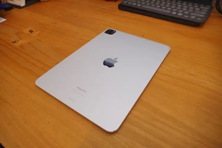 iPad 11 Pro M2 128gb Silver  - Foto 3