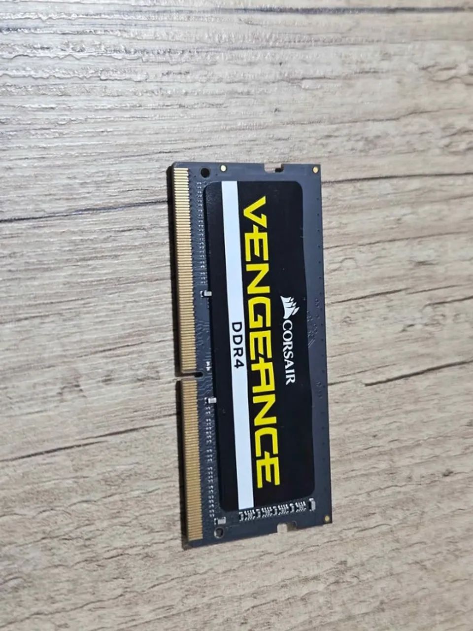  Memória RAM Vengence Corsair 8gb 2400 notebook