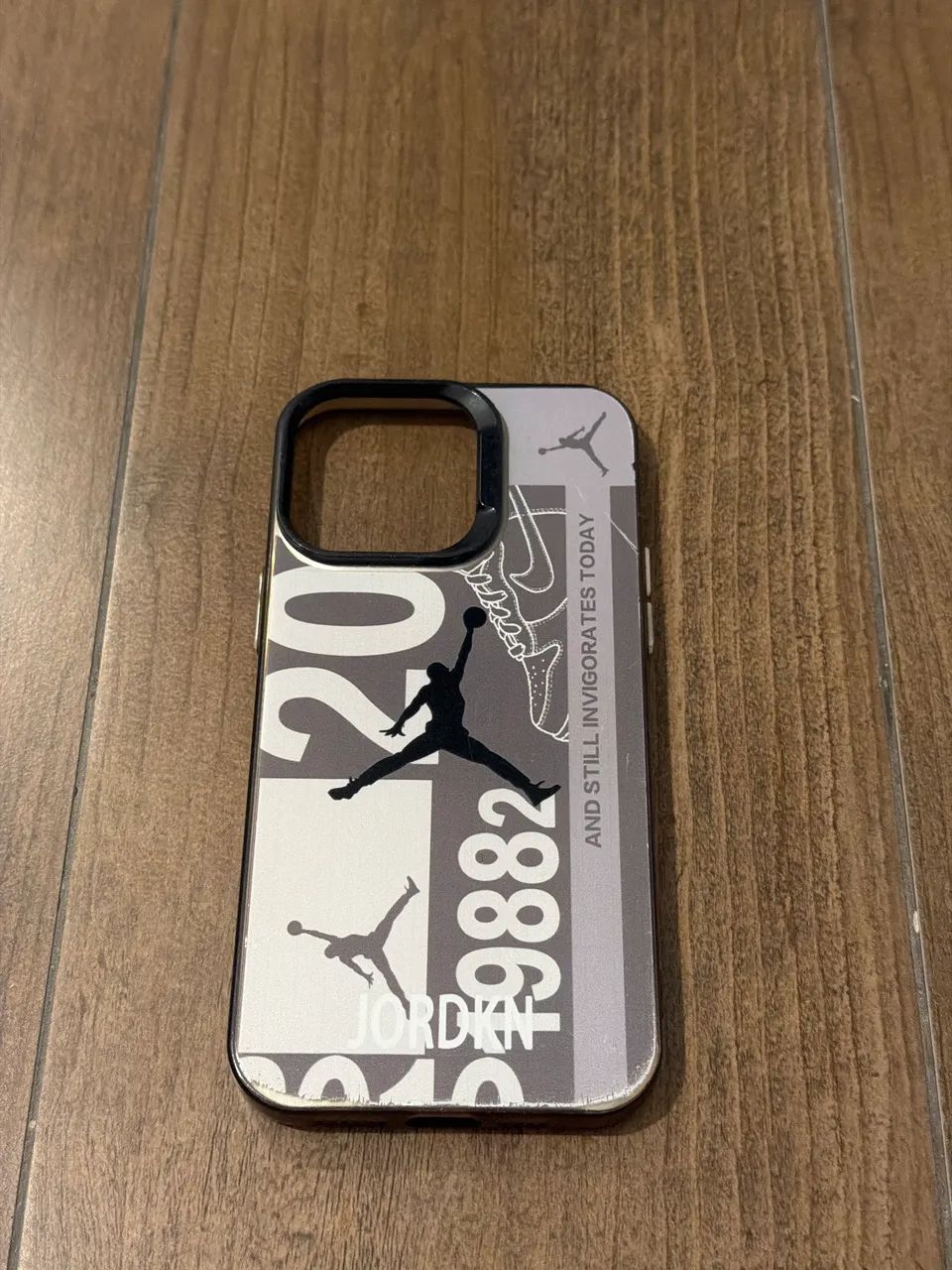Capinha 14 pro max 