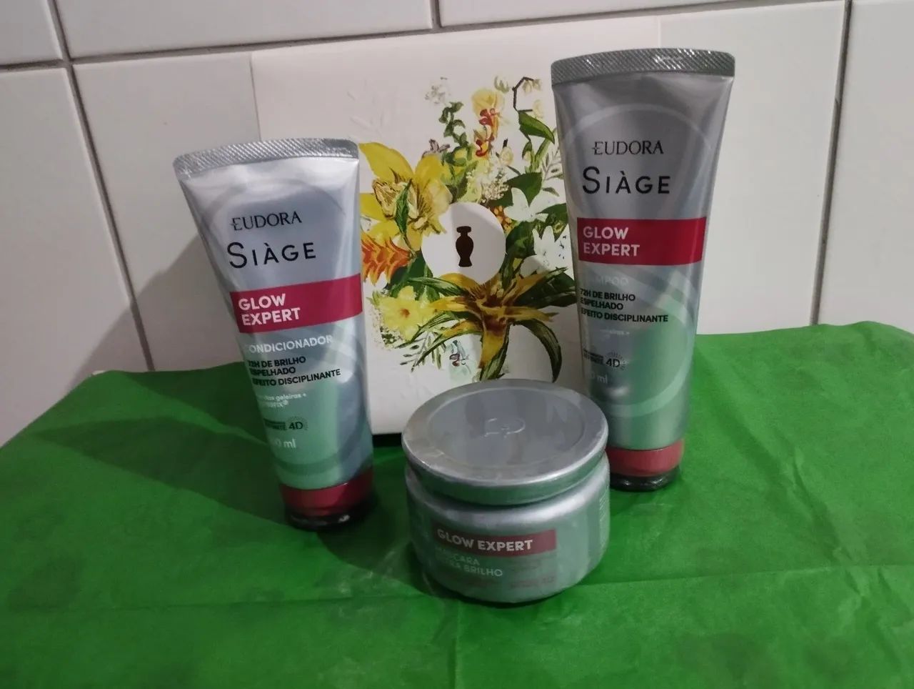 Kit  vem com caixa para presente Kit siage glow expert  - Foto 2