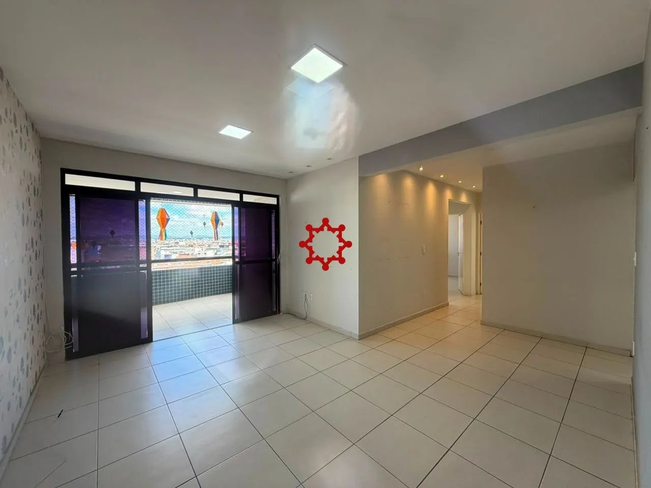 Apartamento no Edifício Clarissa com 110 m2 e 3 quartos, sendo 1 suíte para alugar com R$  - Foto 2