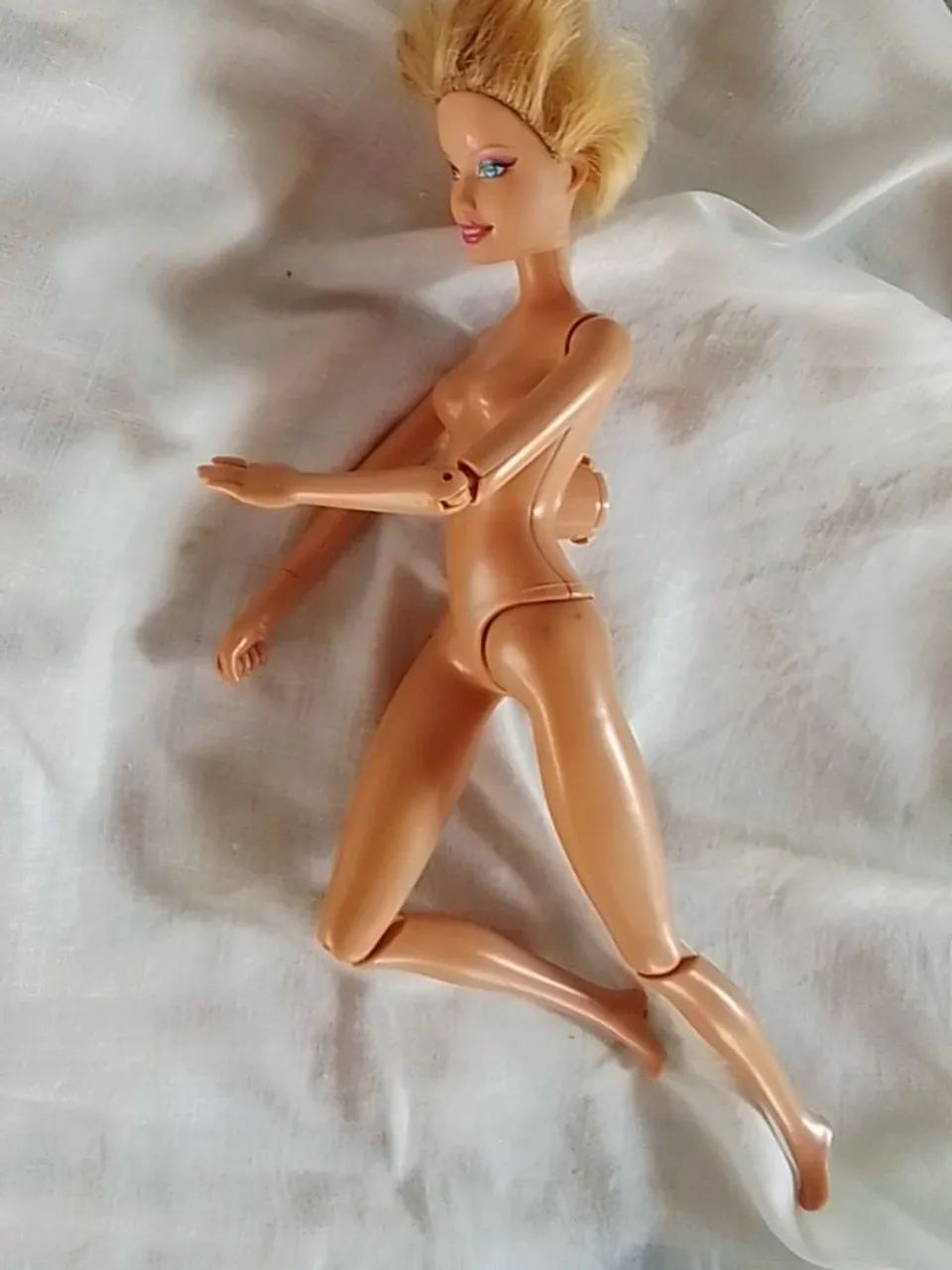 Boneca Barbie da Mattel 2007 articulada - Foto 3