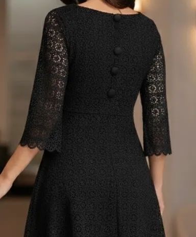 Vestido tam P com renda preto importado - Foto 4