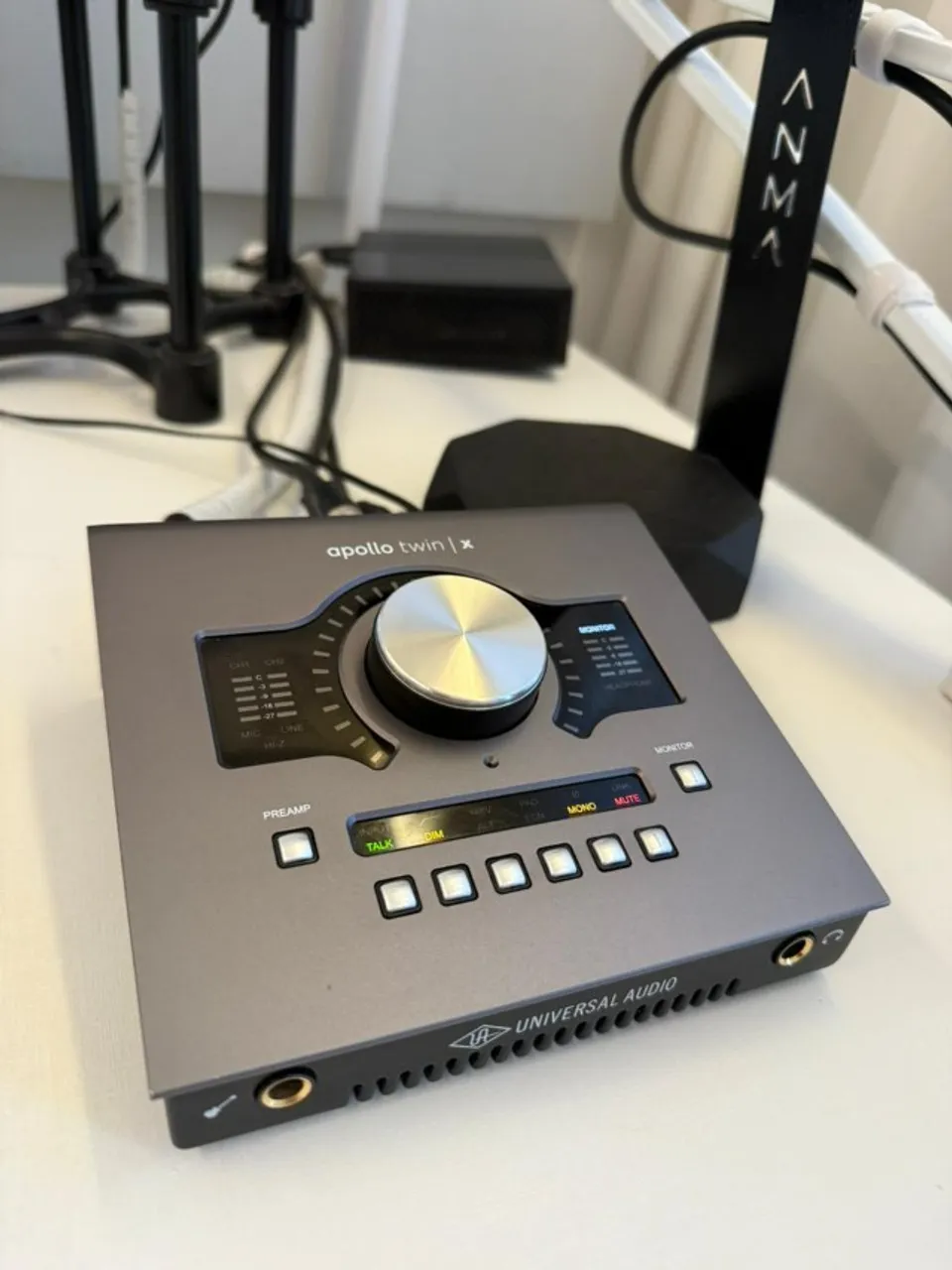 【中古美品】Apollo Twin X DUO Gen2 Essentials+ Apollo Twin X DUO Essentials+ Edition Gen 2 Interface de áudio