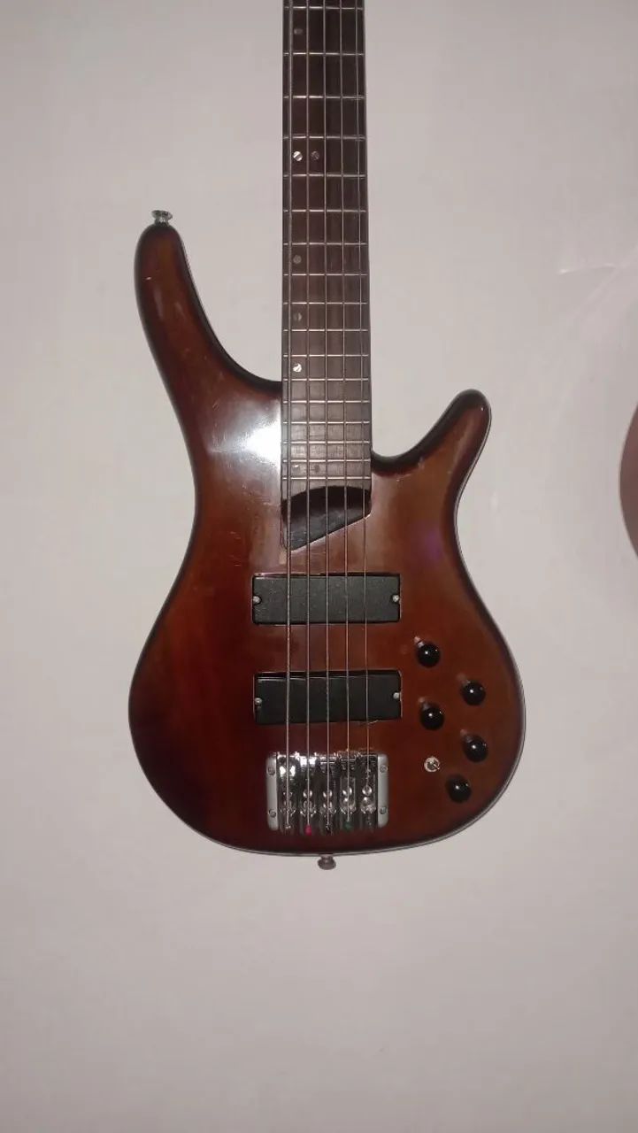 Baixo condor Bc500