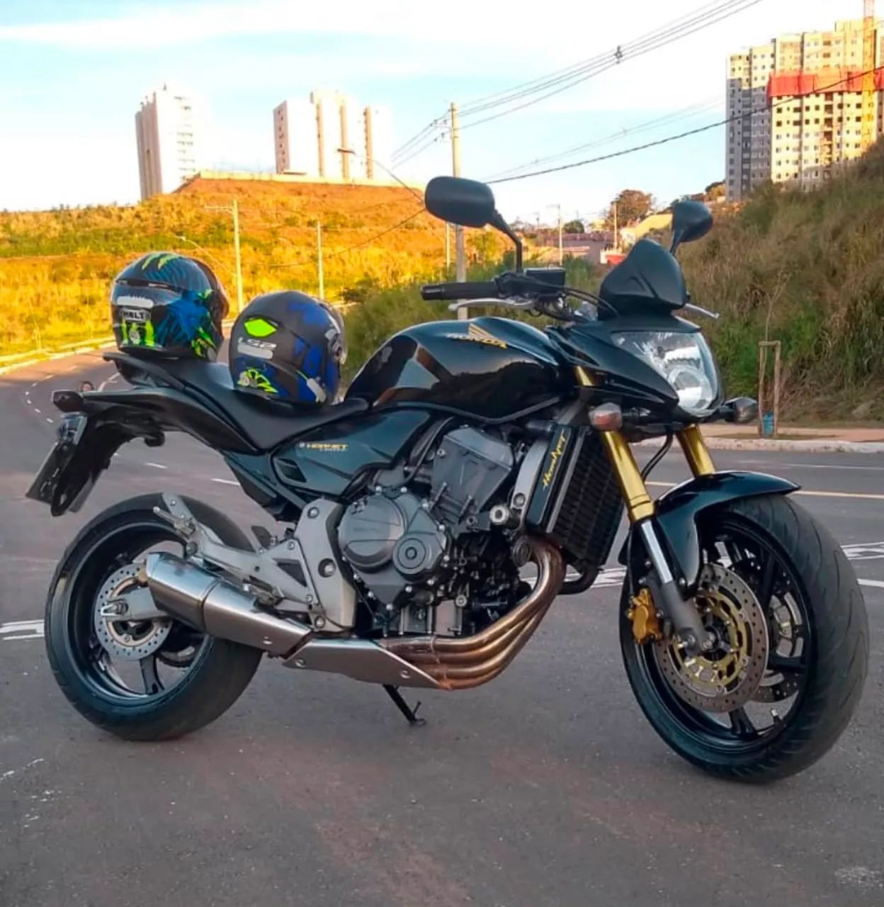 HORNET 2010 MUITO NOVA