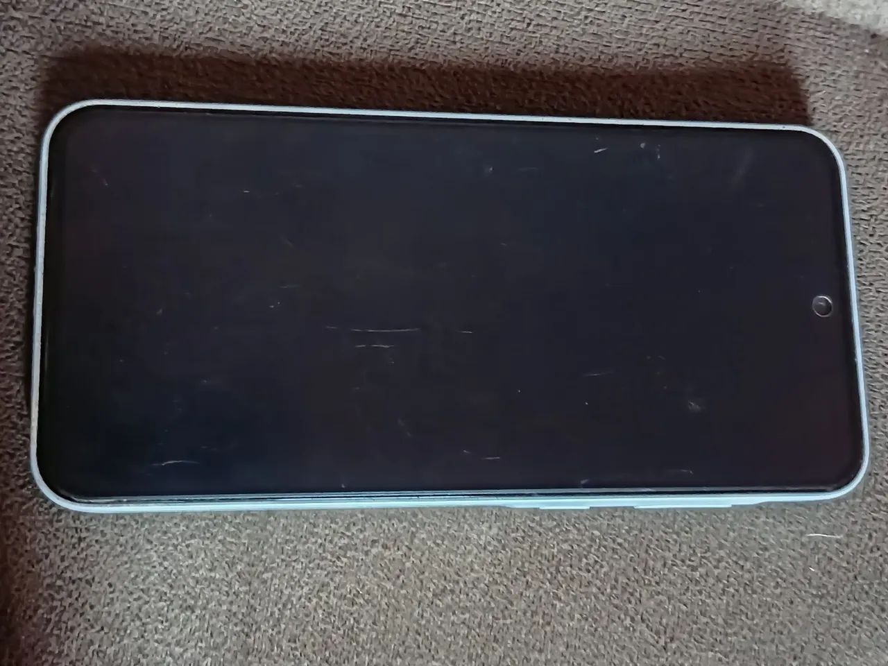 Celular A35