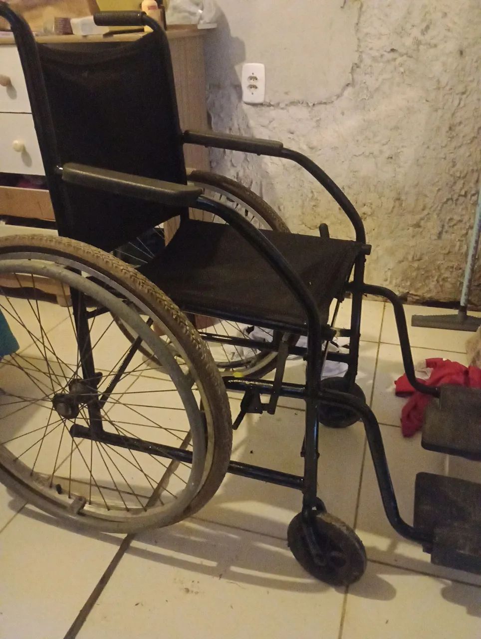 WHEELCHAIR AVAILABLE TODAY
