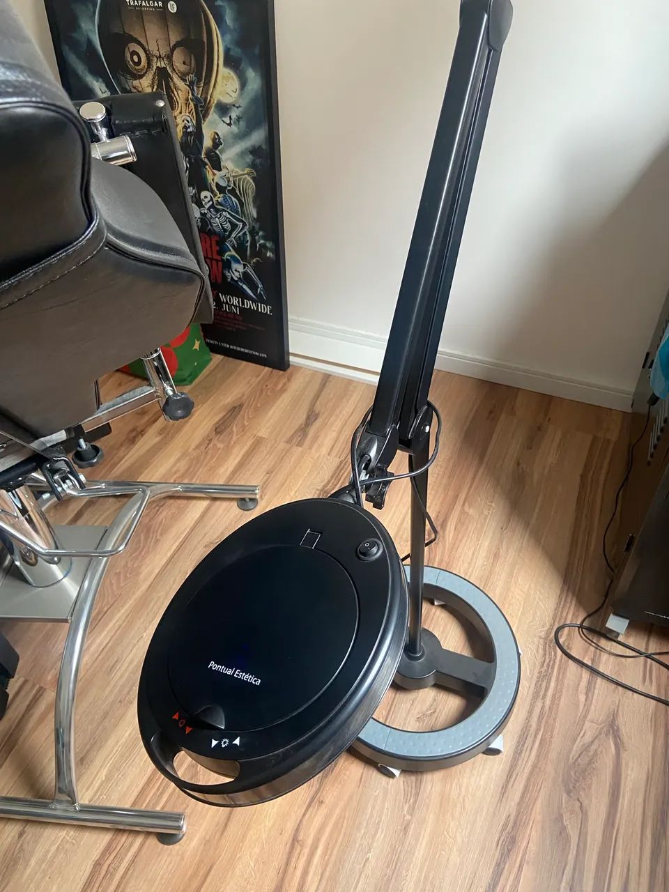 Lupa led tatuador com pedestal - Foto 2