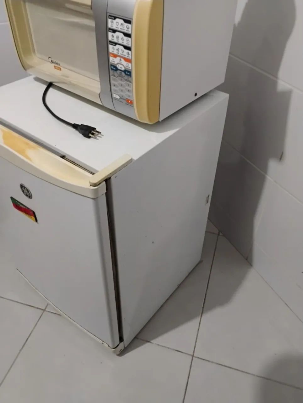 Vendo frigobar usado - Foto 2