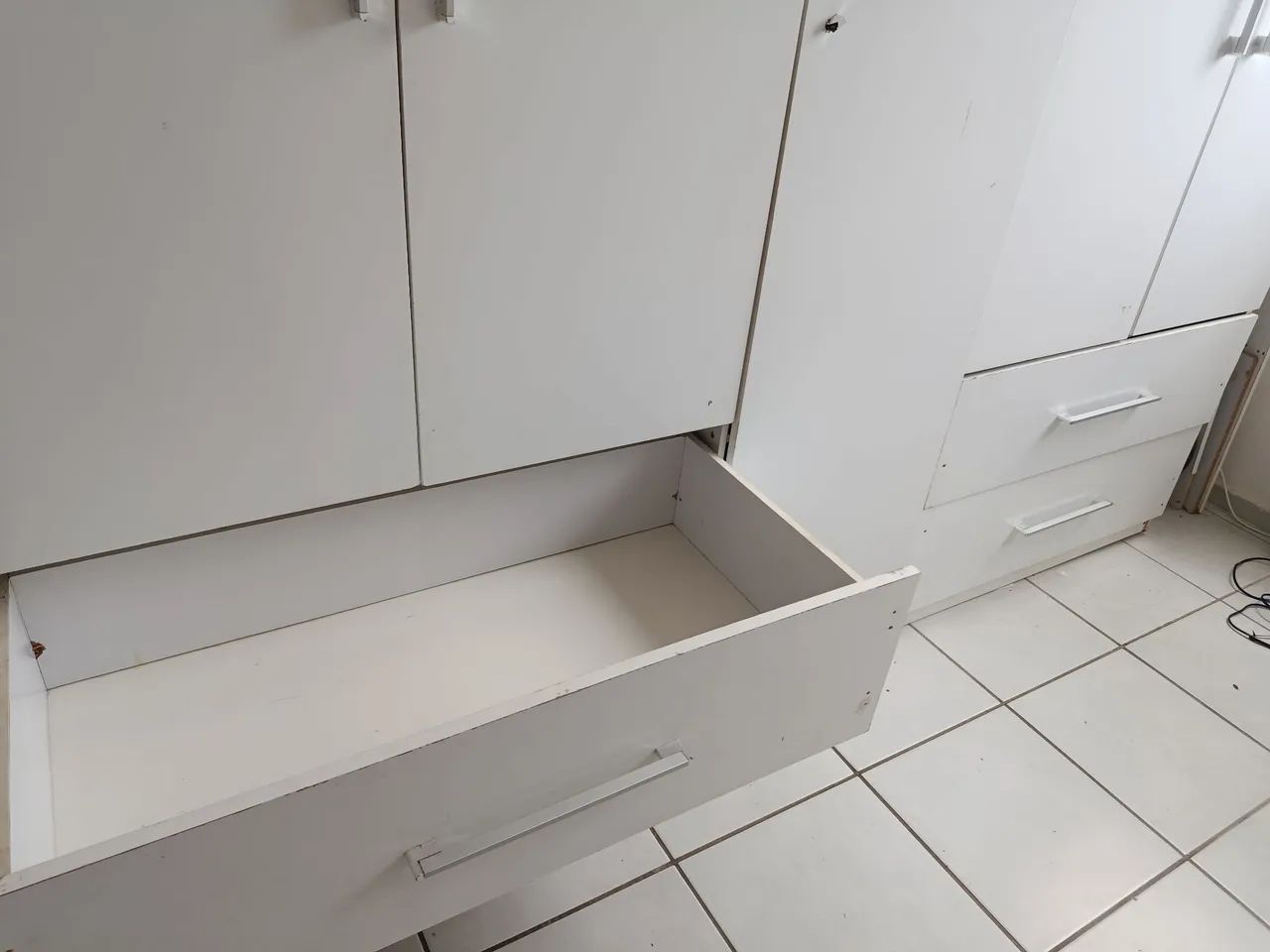 Guarda roupa branco  - Foto 3