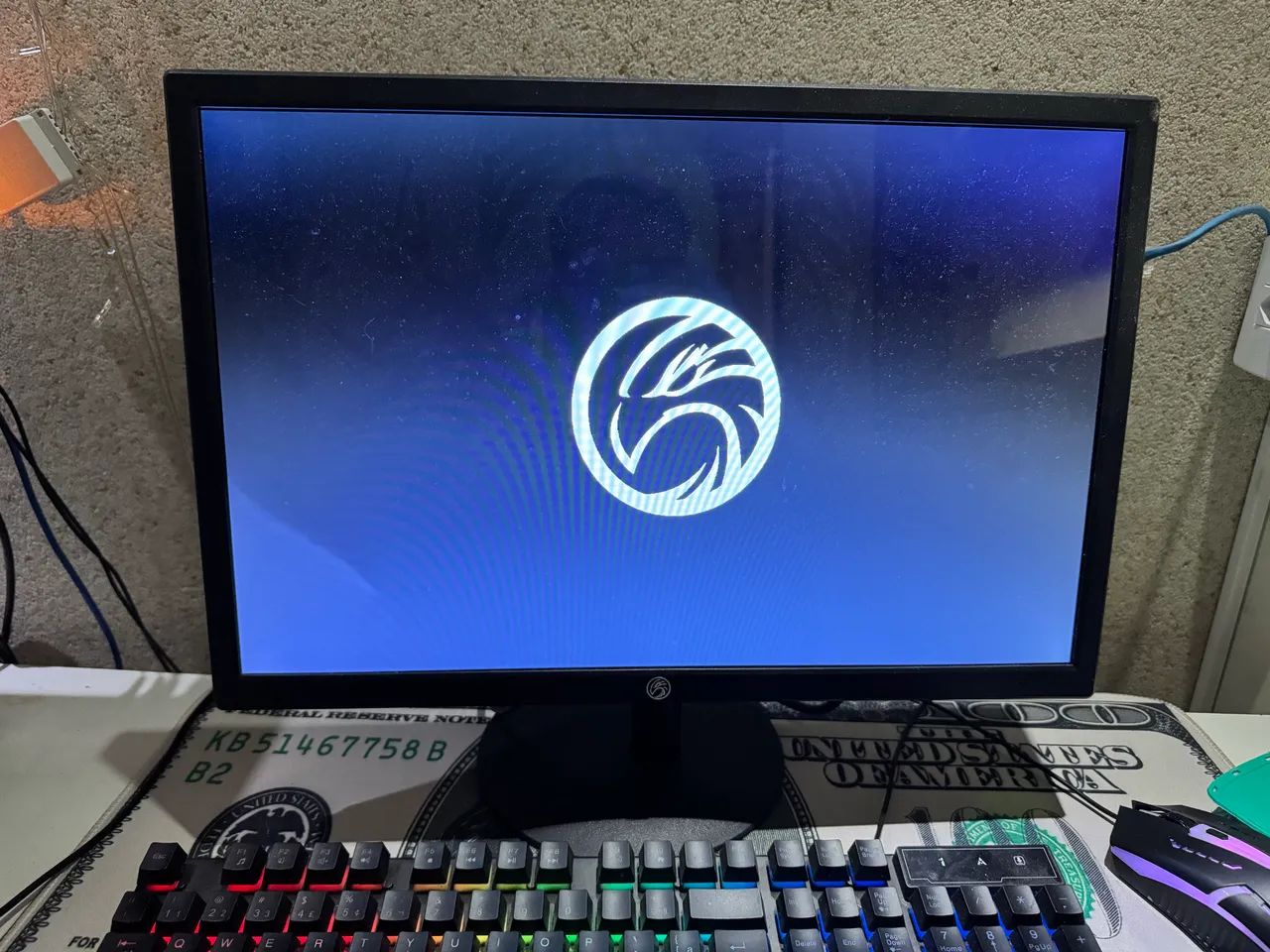 Vendo Monitor Tob 21 Polegadas NOVO - Foto 3