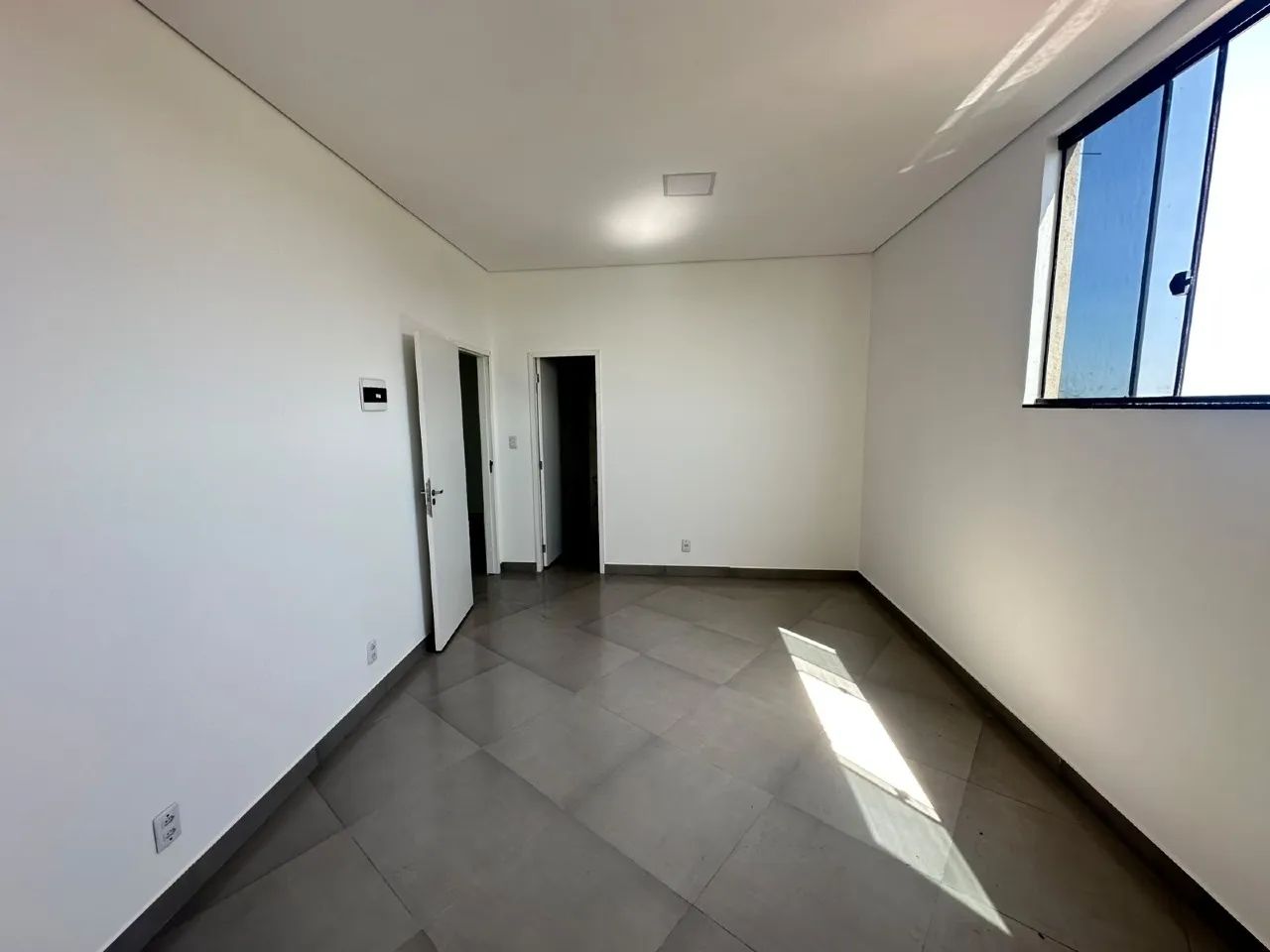 Sala para alugar no Bairro Tirol - Foto 3