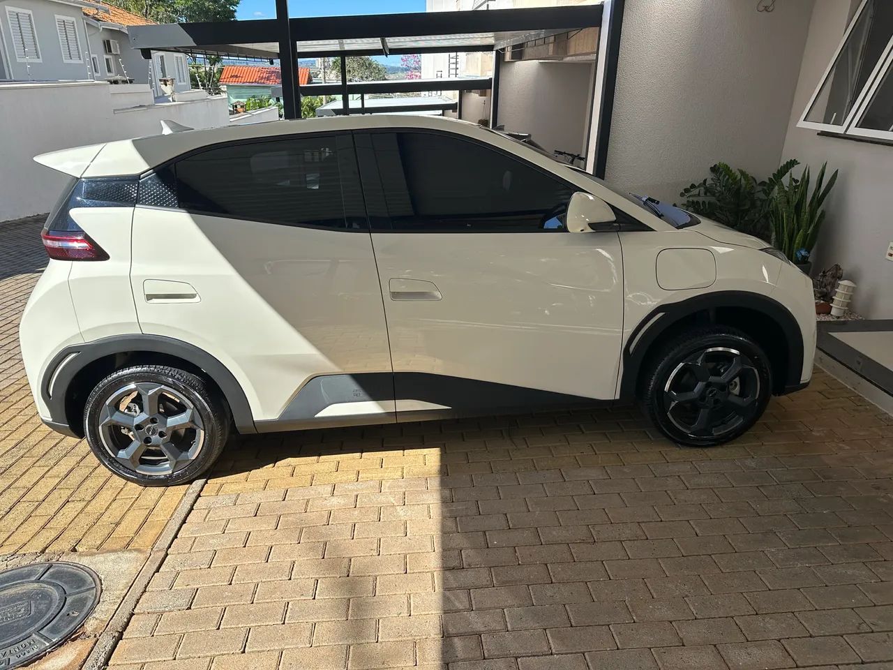 BYD Dolphin Dolphin Mini (Elétrico) 2025
