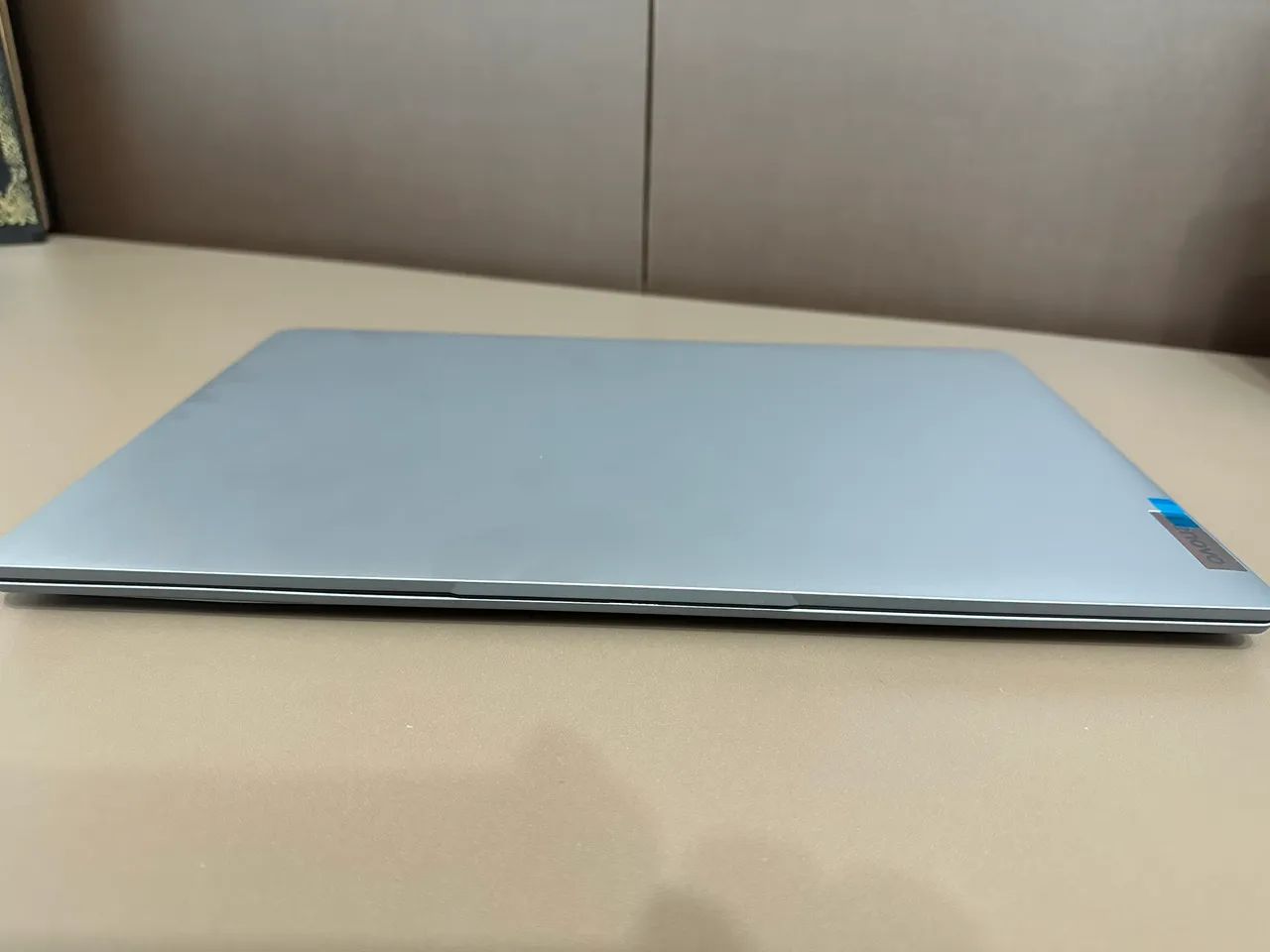 Notebook Lenovo   700  - Foto 2