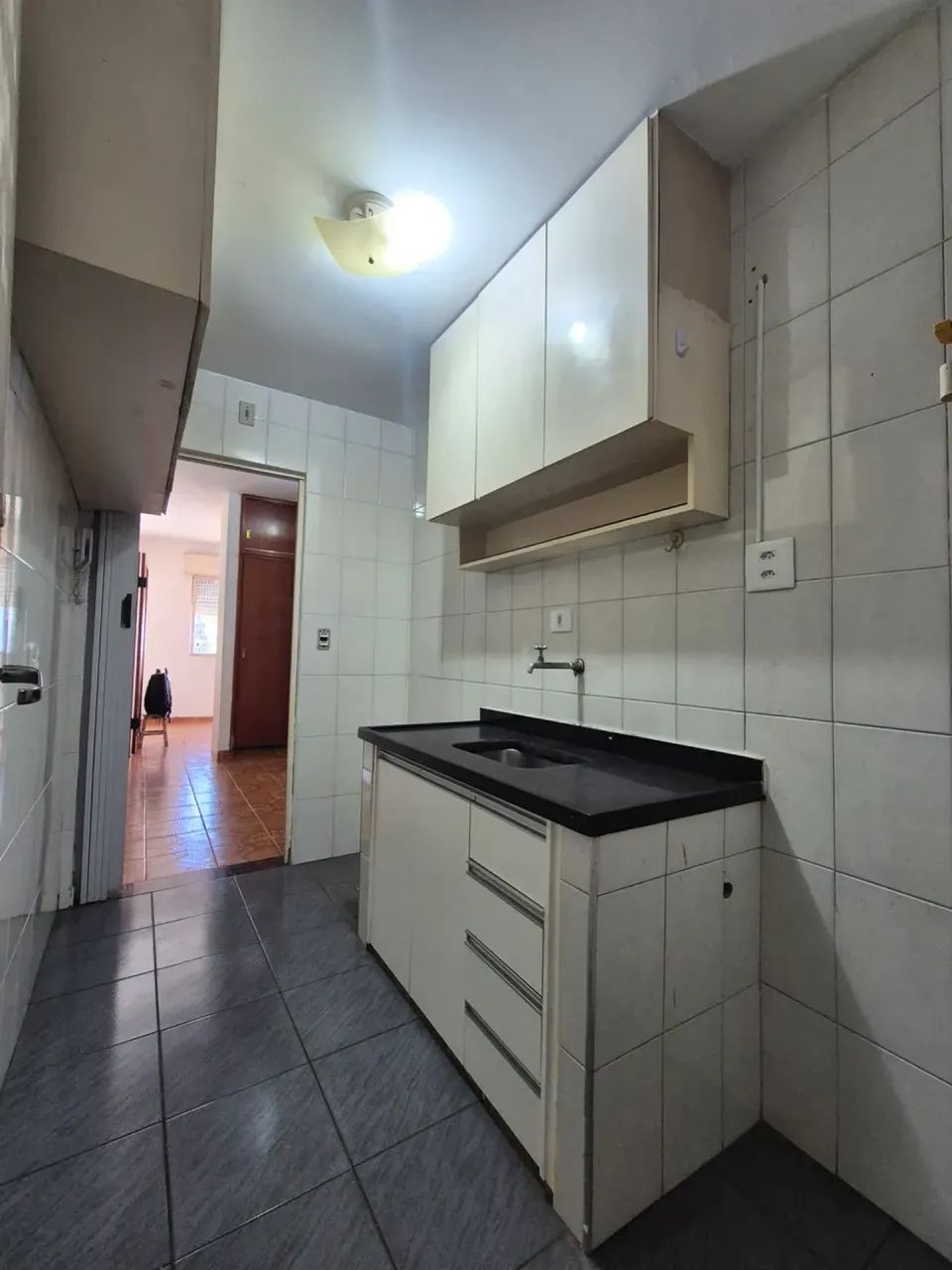 Kitnet Com armários 30m² - Vila Buarque perto do metrô Higienópolis.