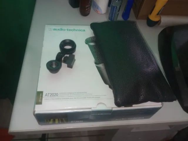 Microfone Condensador Audio Technica AT2020 - Foto 2