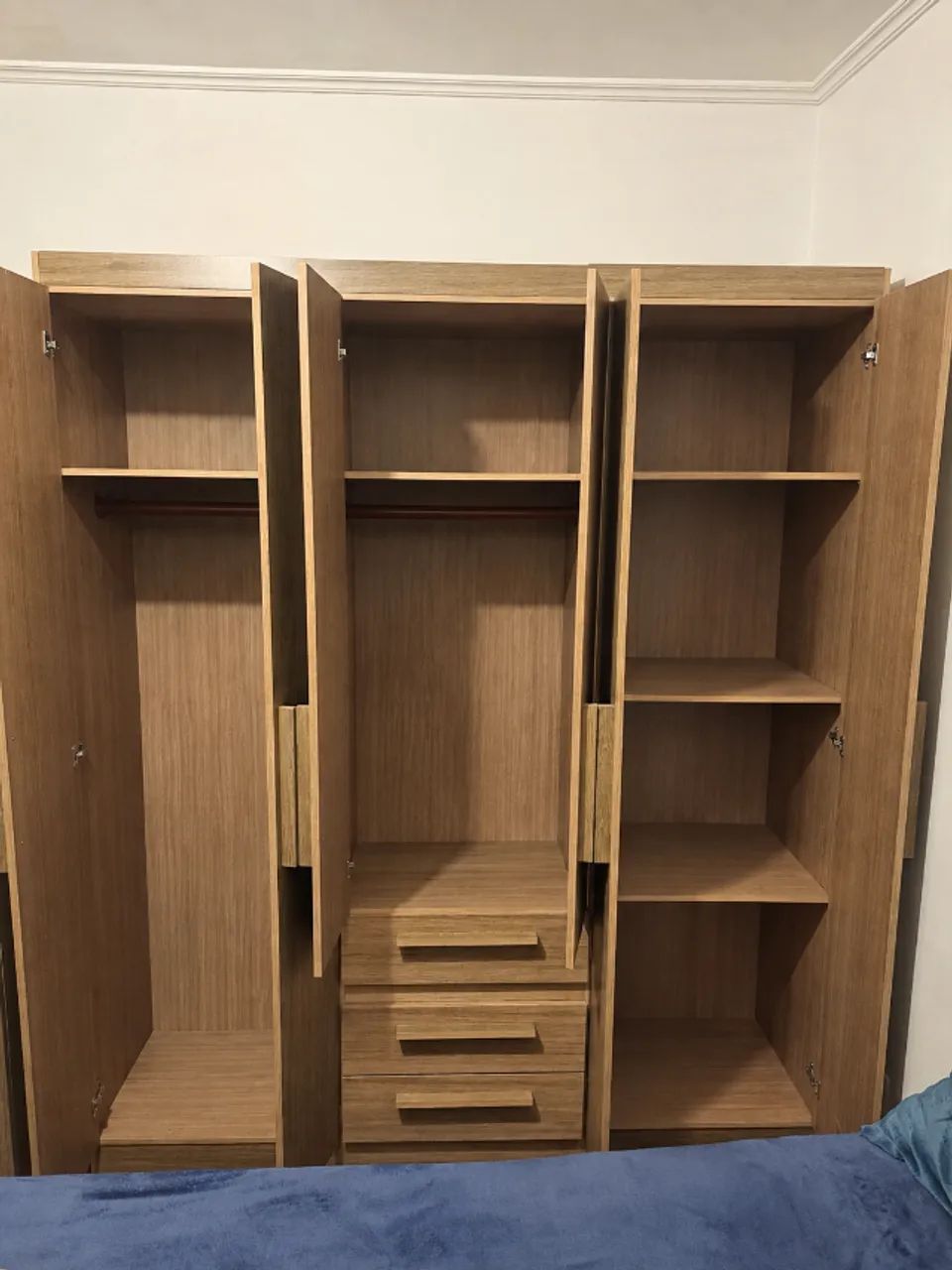 Vendo guarda roupa em ótimo estado. - Foto 3